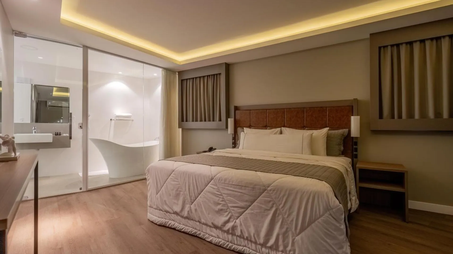 Hotel Caiua Blumenau 4*,  Brasil